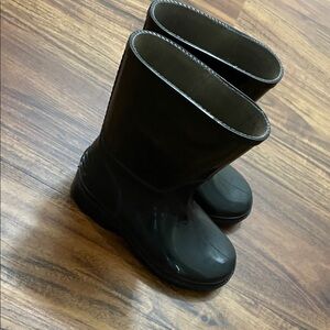 Black Rain Boots